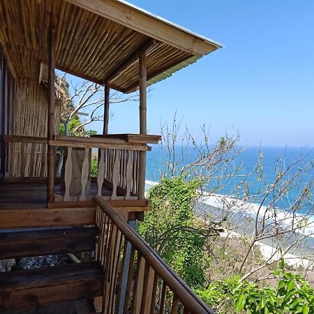 Nunggalan Hut Villa อูลูวาตู ภายนอก รูปภาพ