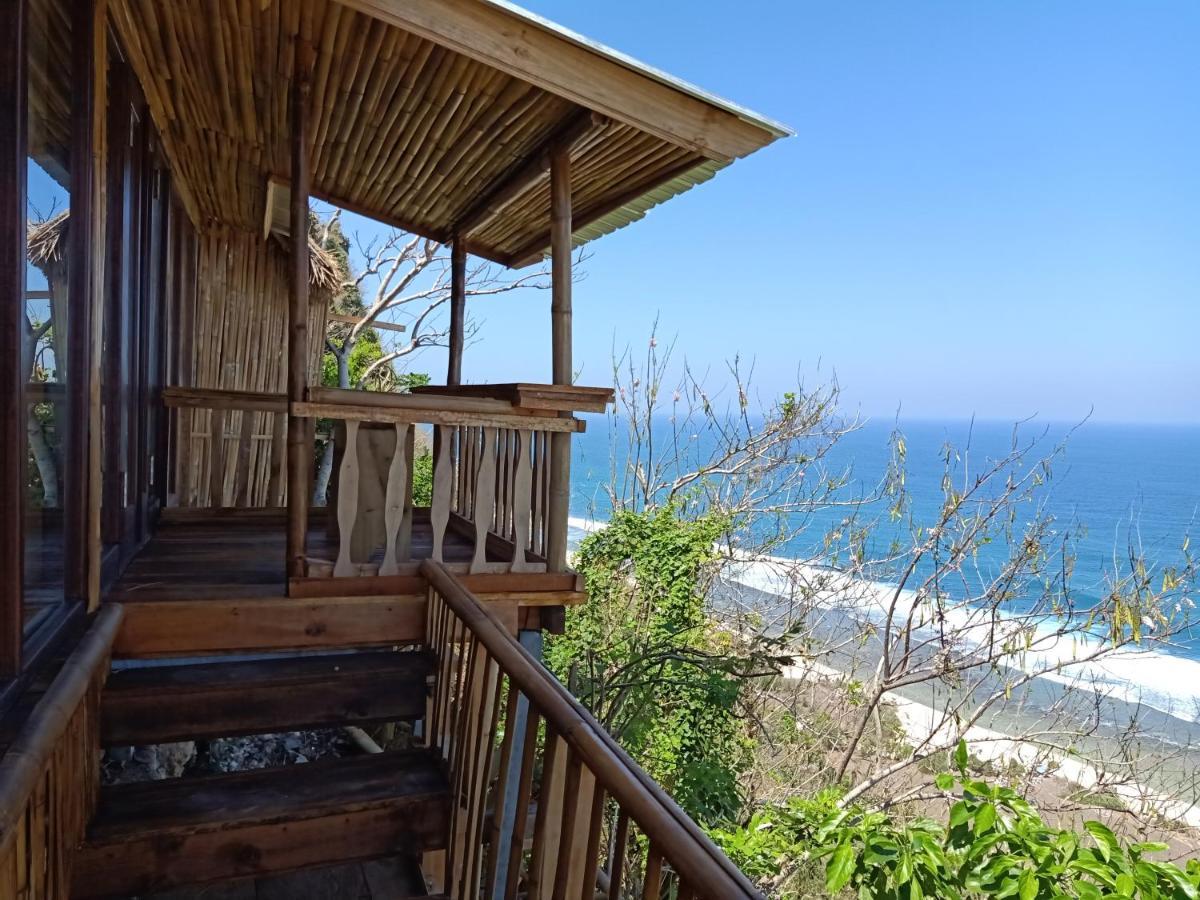 Nunggalan Hut Villa อูลูวาตู ภายนอก รูปภาพ